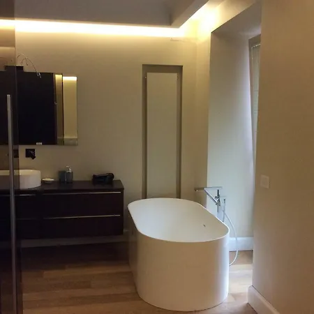 Suite Con Terrazza In Centro Storico Catania Exterior photo