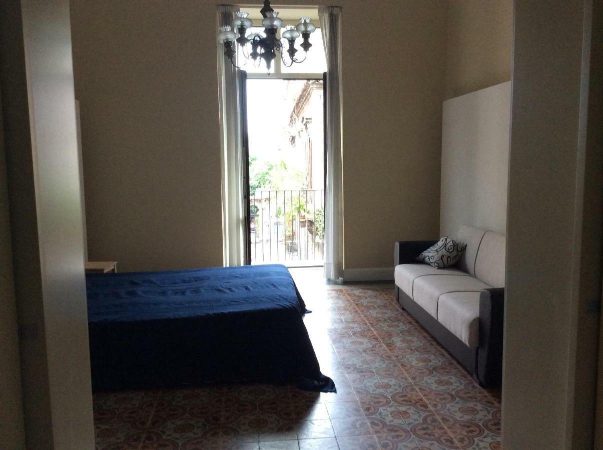 Con Terrazza In Centro Storico Apartment
